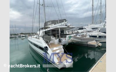 Nautitech Nautitech 542 usato