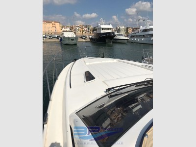 Princess Yachts V 55