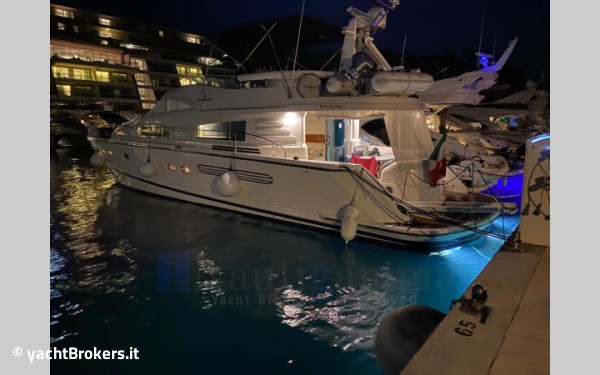 Fairline Squadron 62