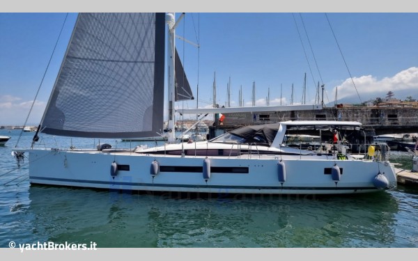 Jeanneau Yachts J 65