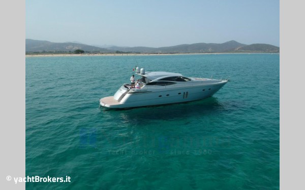 Pershing 62