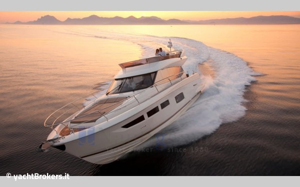 Prestige 550 Fly