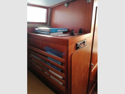 Automarine Tortuga 27