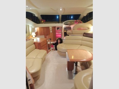 Azimut Evolution 42