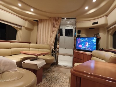 Azimut Evolution 42