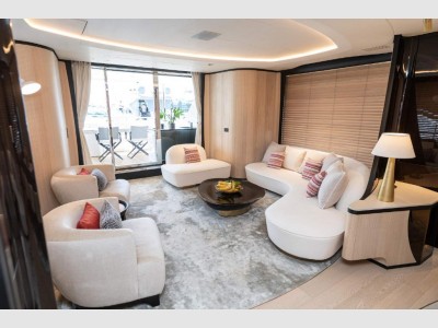 Benetti Delfino 95