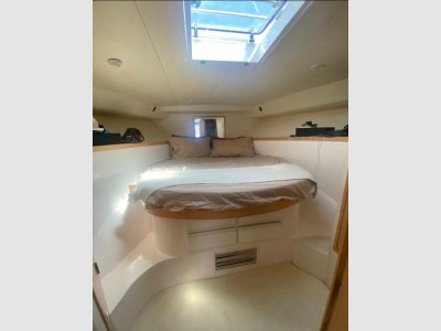 Bertram Yacht 43 Convertible