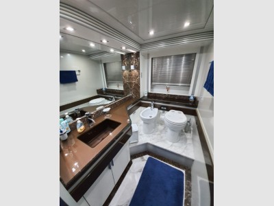 Dominator Yachts Dominator 62 S