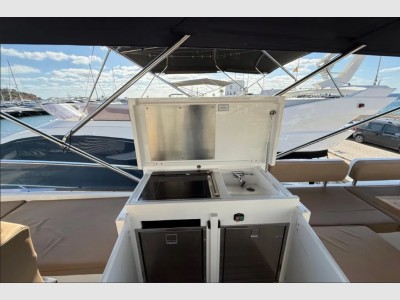 Fairline Squadron 58 Fly