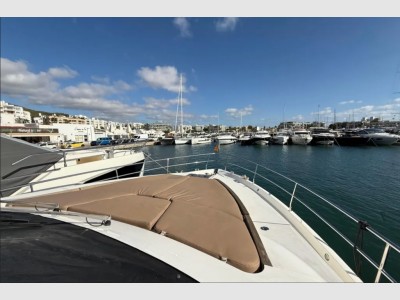 Fairline Squadron 58 Fly