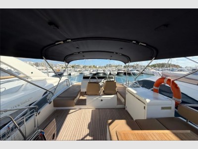 Fairline Squadron 58 Fly