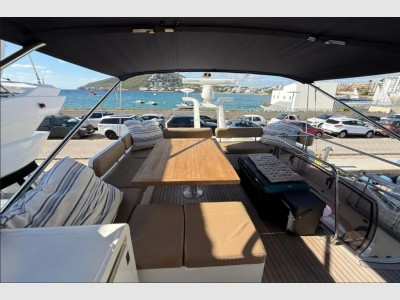 Fairline Squadron 58 Fly