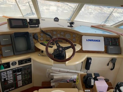 Fairline Squadron 62