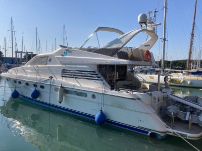 Fairline Squadron 62