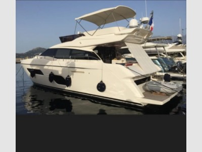 Ferretti 550