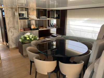 Ferretti Yachts Ferretti 850 Ht