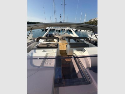 Ferretti Yachts Ferretti Custom Line 94 - Scafo #20