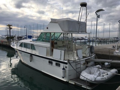 Hatteras Yachts 43 Double Cabin