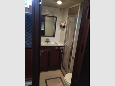 Hatteras Yachts 43 Double Cabin