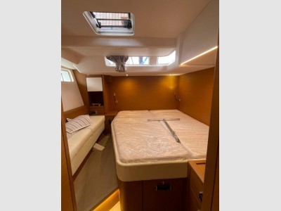 Jeanneau Yachts J 65