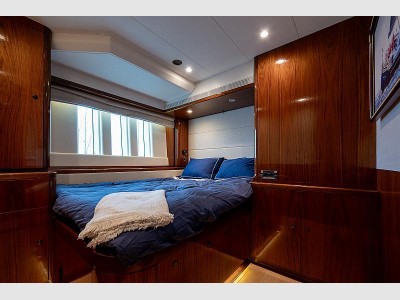 Oyster Yachts Oyster 885