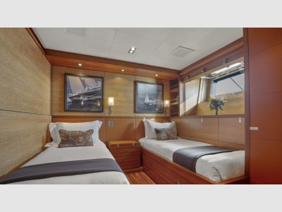 Perini Navi Perini 40m Fast Cruising Line