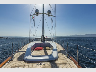 Perini Navi Perini 40m Fast Cruising Line