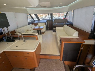 Prestige 550 Fly