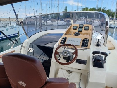Sessa Marine Key Largo 30