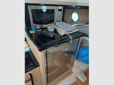 Sessa Marine Key Largo 30
