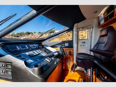 Sunseeker Manhattan 70