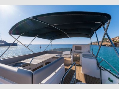 Sunseeker Manhattan 70