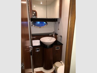 Sunseeker Predator 52