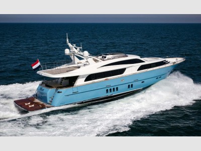 Van Der Valk Raised Pilothouse 