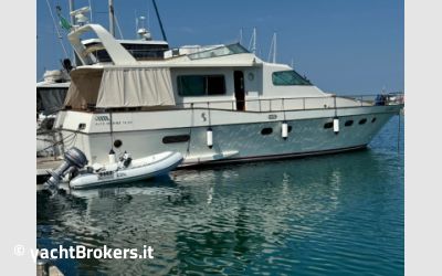 Alfamarine 16,50 FLY usato