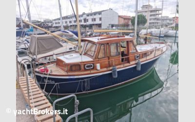 P.Siltala Yacht - Finlandia NAUTICAT 33 