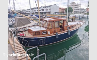 P.Siltala Yacht - Finlandia NAUTICAT 33 usato