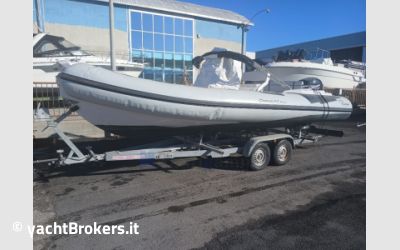 Ranieri CAYMAN 21 Sport usato