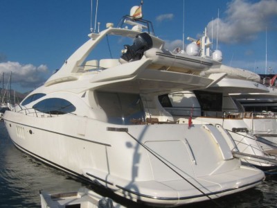 Azimut 68