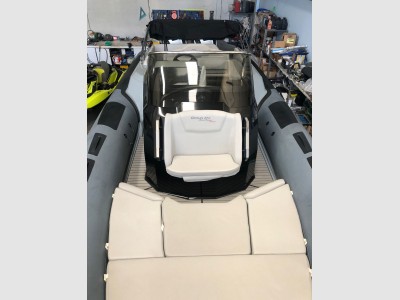 Ranieri International Cayman 27 Sport Touring Trofeo