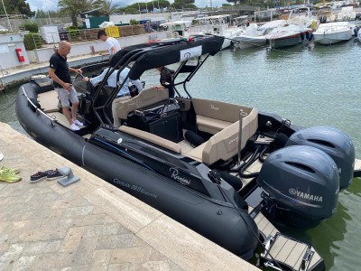 Ranieri International Cayman 28 Executive Trofeo