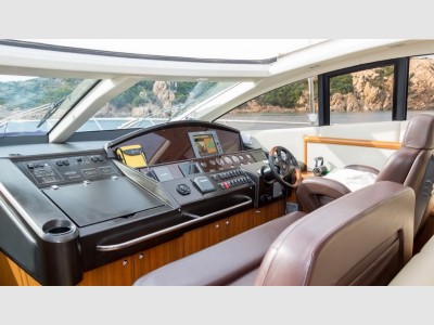 Sunseeker Predator 72