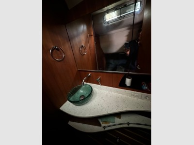 Tiara Yachts 4400 Sovran