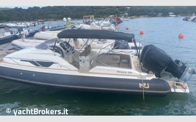 Nuova Jolly PRINCE 33 Sport Cabin usato da Sestante Yachts