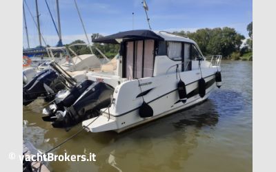 Quicksilver 905 Weekend usato