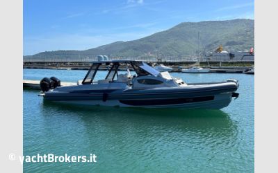 Ranieri International Cayman 45.0 Cruiser nuovo da Sestante Yachts