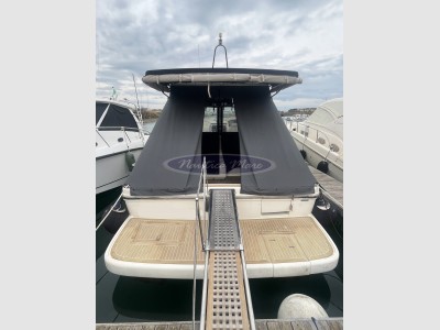 Cayman Cayman 40 W.a.