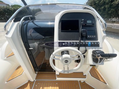 Nuova Jolly Prince 28 Sport Cabin