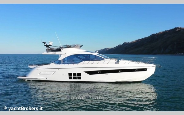 Azimut S 6  Sport Fly