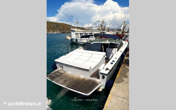 Tornado Tornado 38 ( Natante )